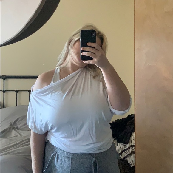 We The Free White Off the Shoulder T-Shirt - Picture 3 of 4